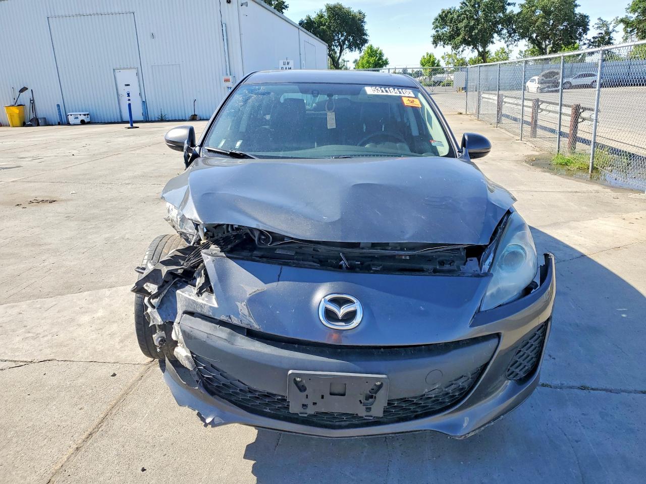 Mazda 3 I