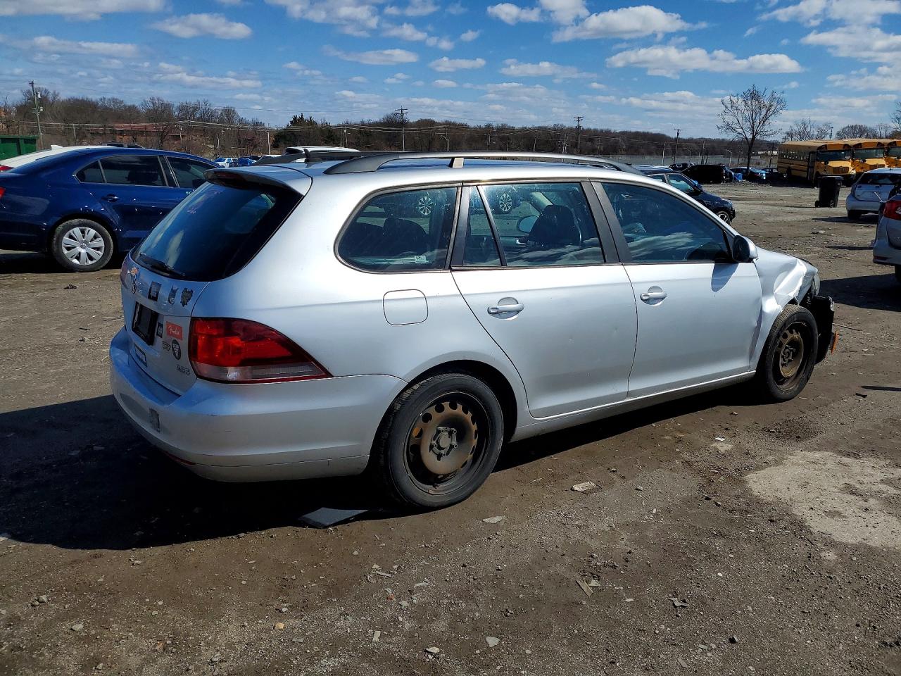 Volkswagen Jetta S