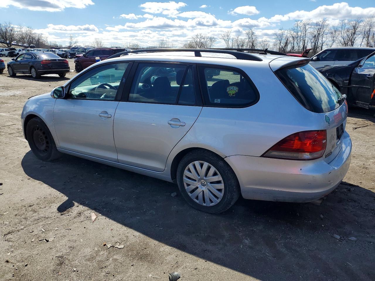 Volkswagen Jetta S