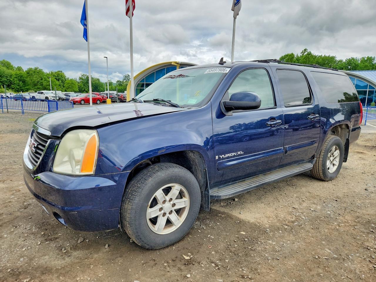 Salvage GMC Yukon Image