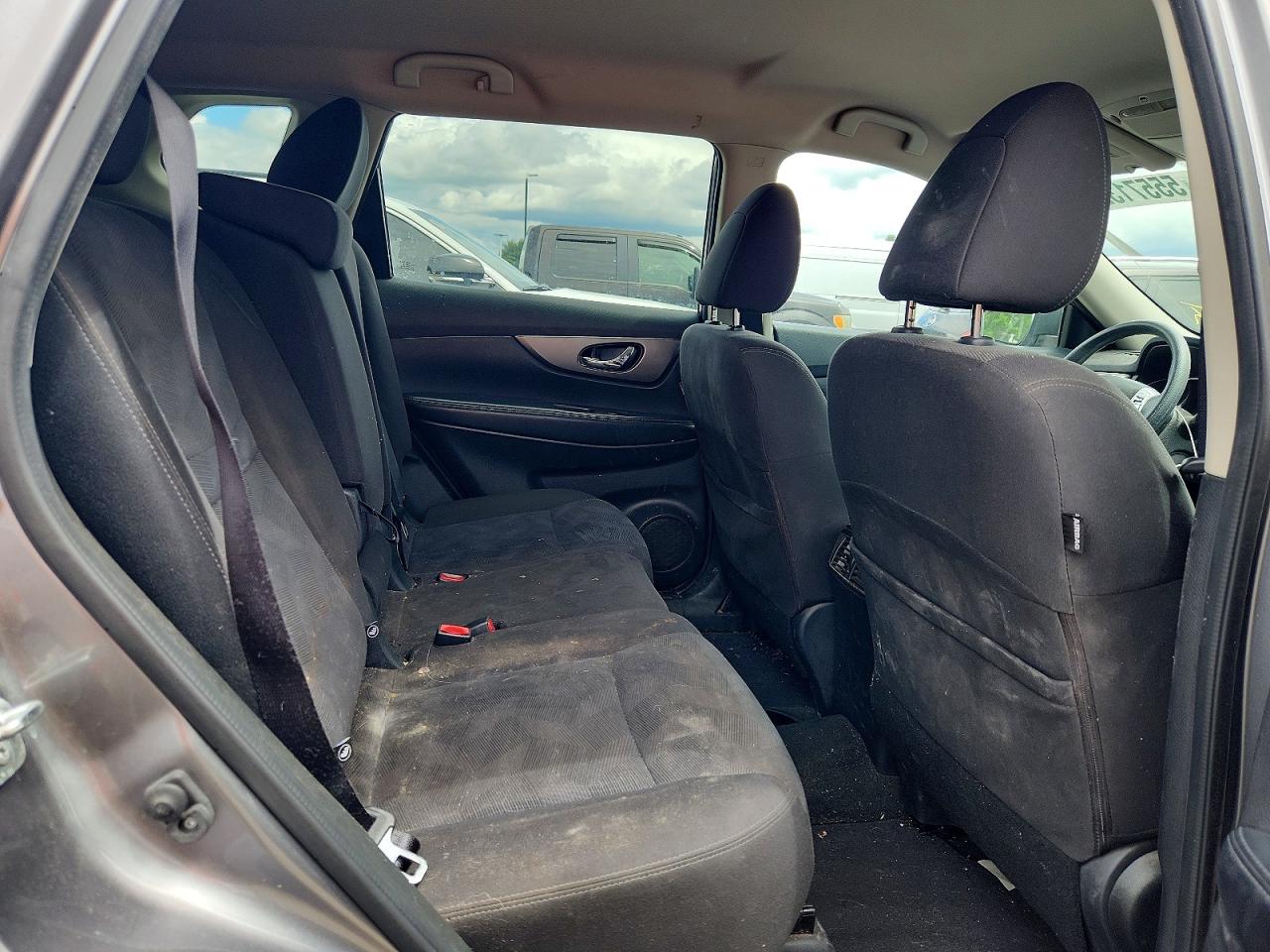 Nissan Rogue Sv