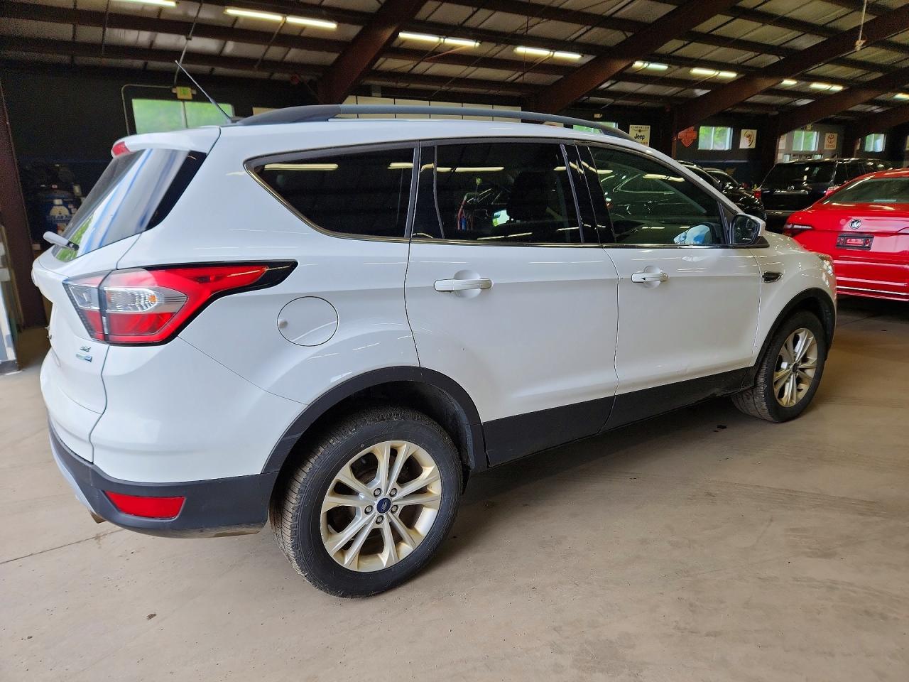Ford Escape Se