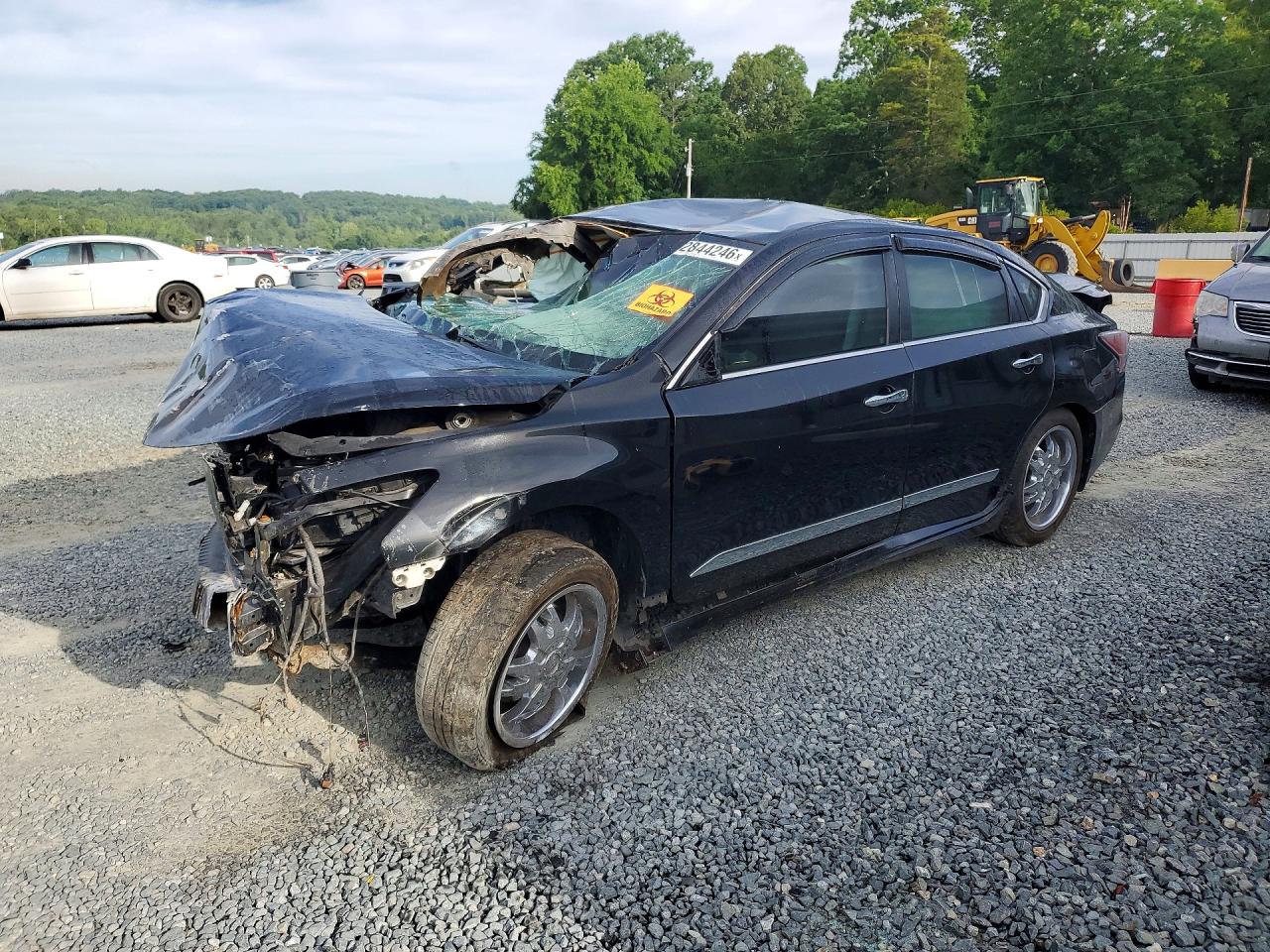 Salvage Nissan Altima Image