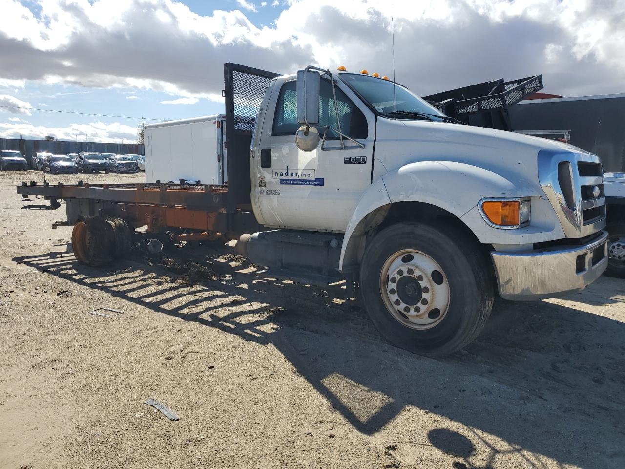 Salvage Ford F-650 Image