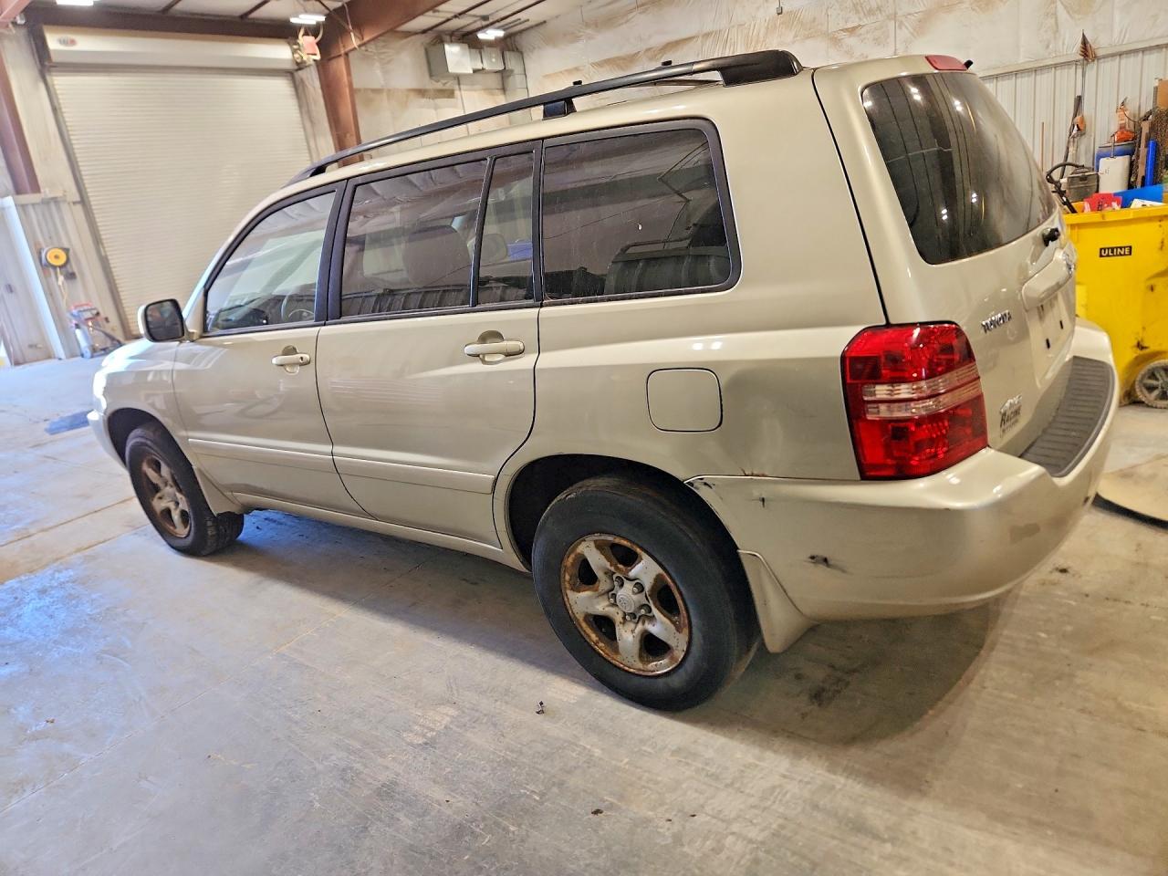 Toyota Highlander Base