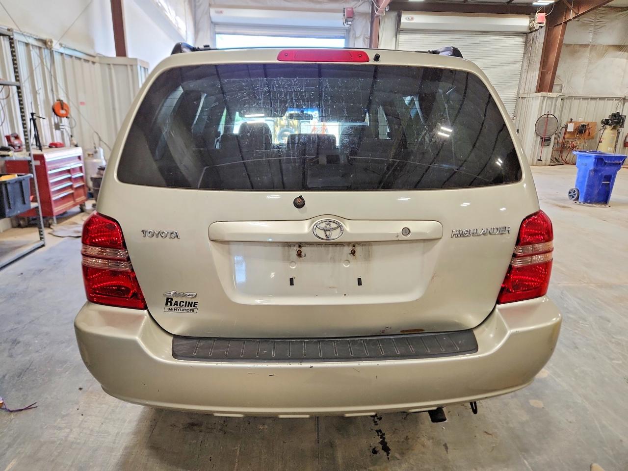 Toyota Highlander Base