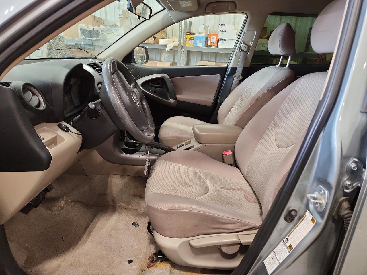 Toyota RAV4 Base