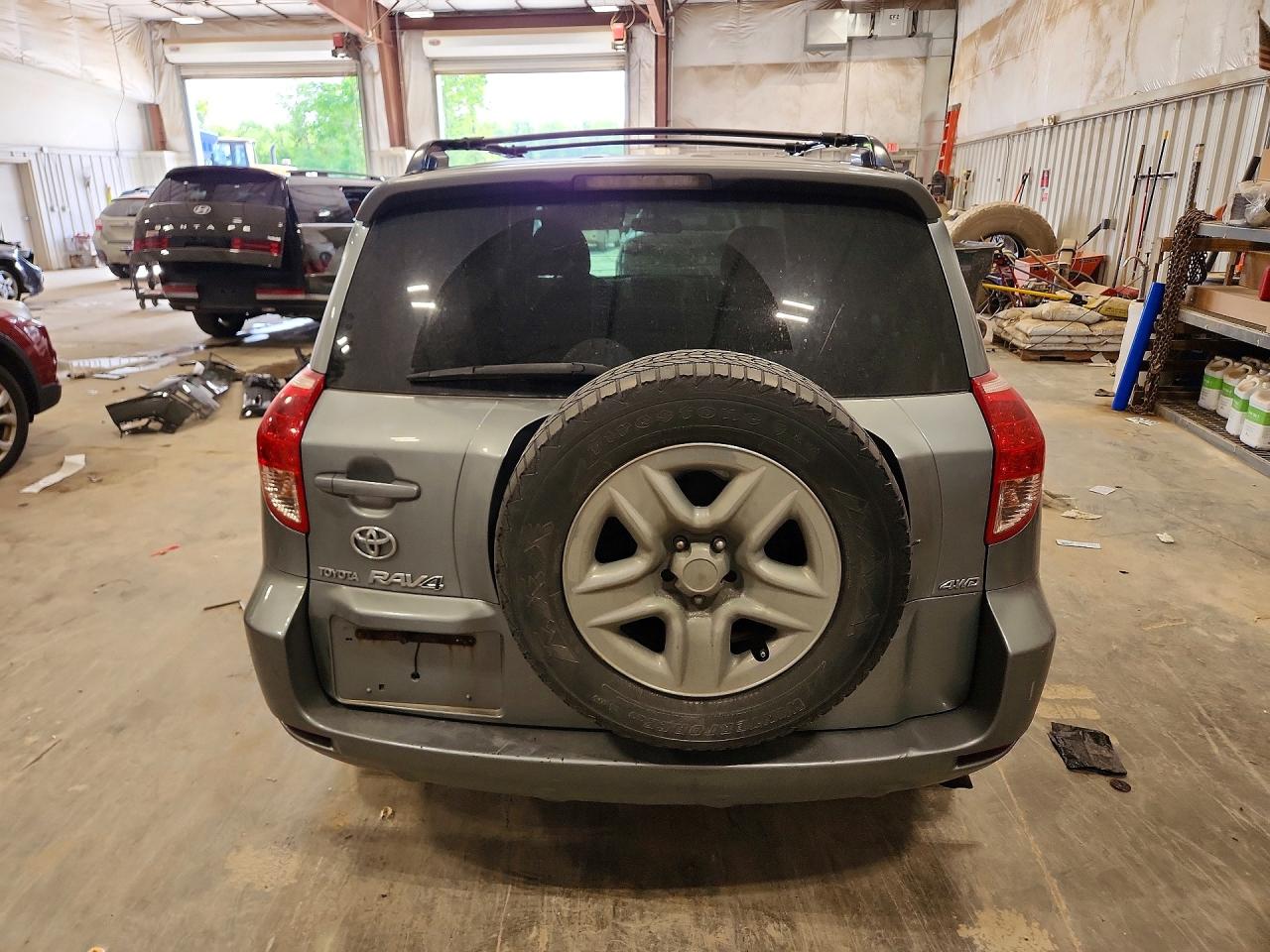 Toyota RAV4 Base