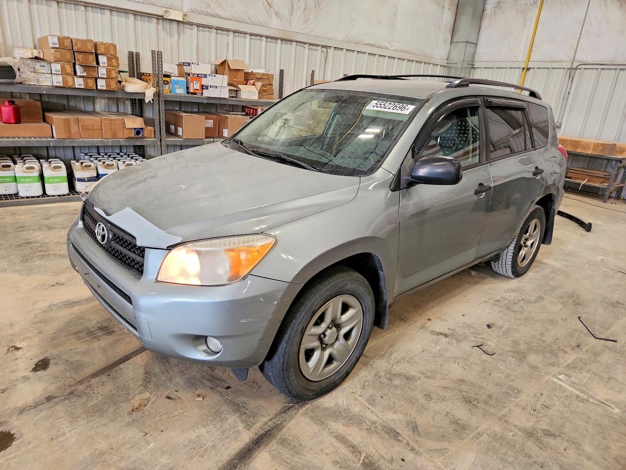 Salvage Toyota RAV4 Image