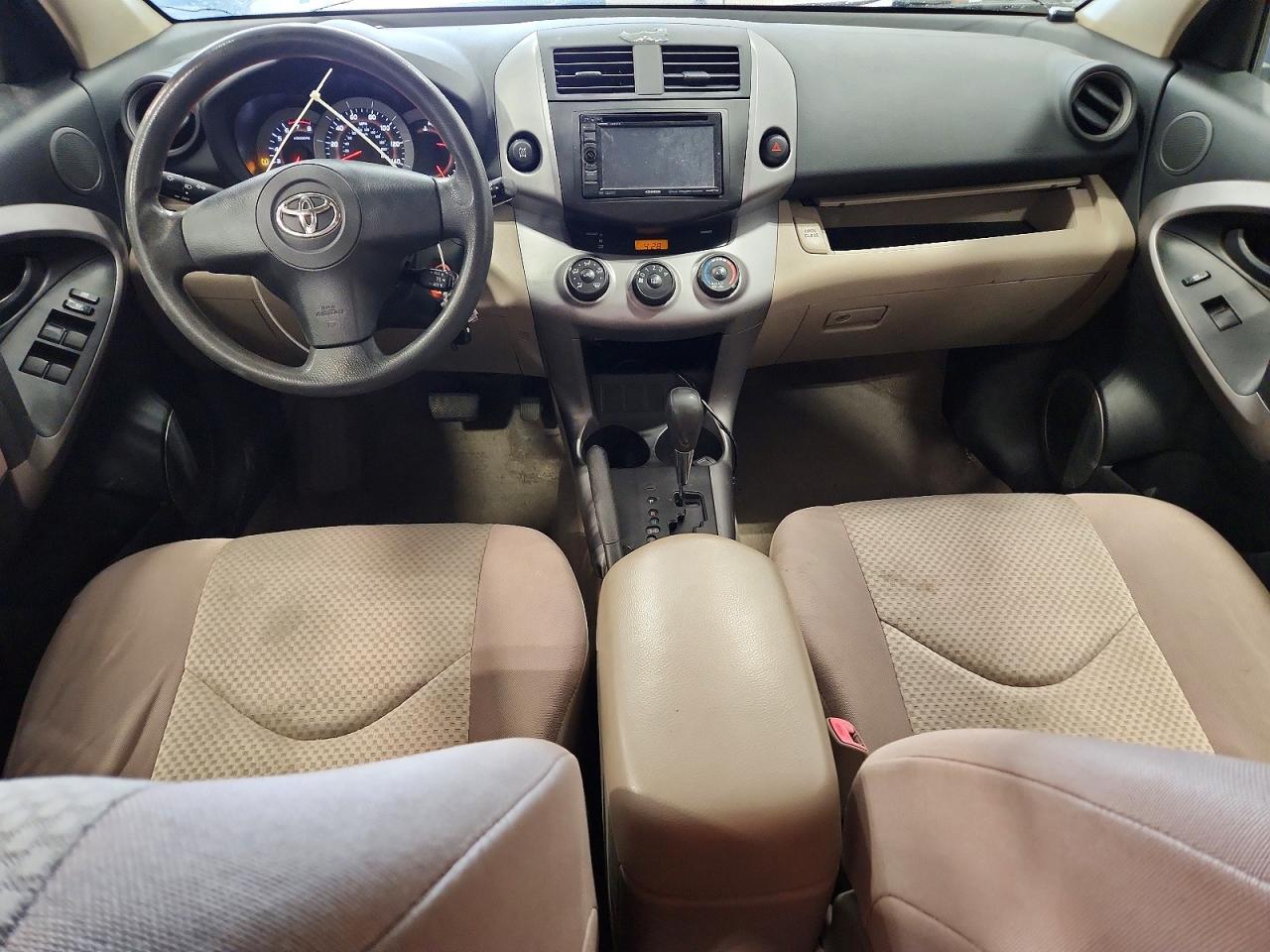 Toyota RAV4 Base