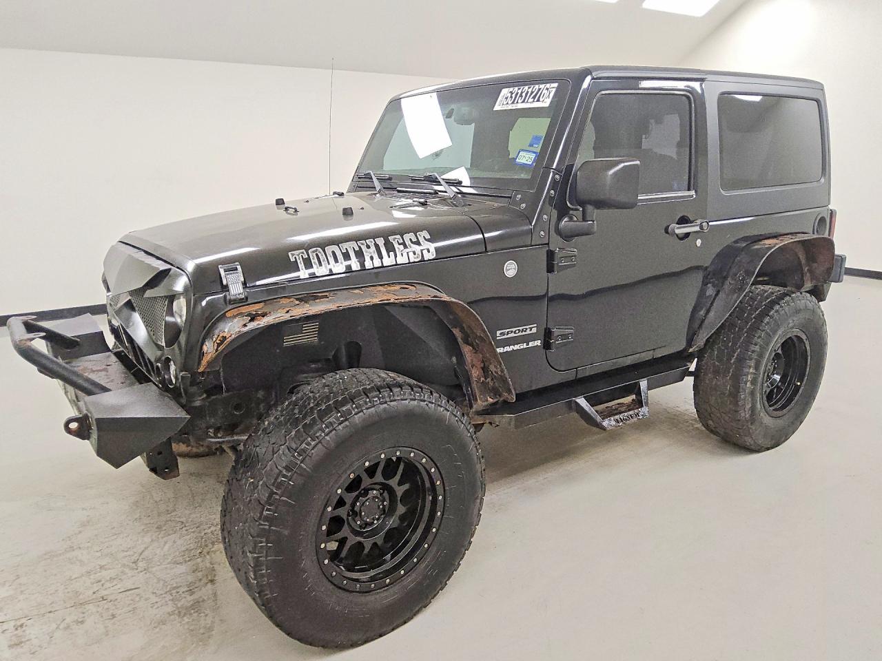 Salvage Jeep Wrangler Image