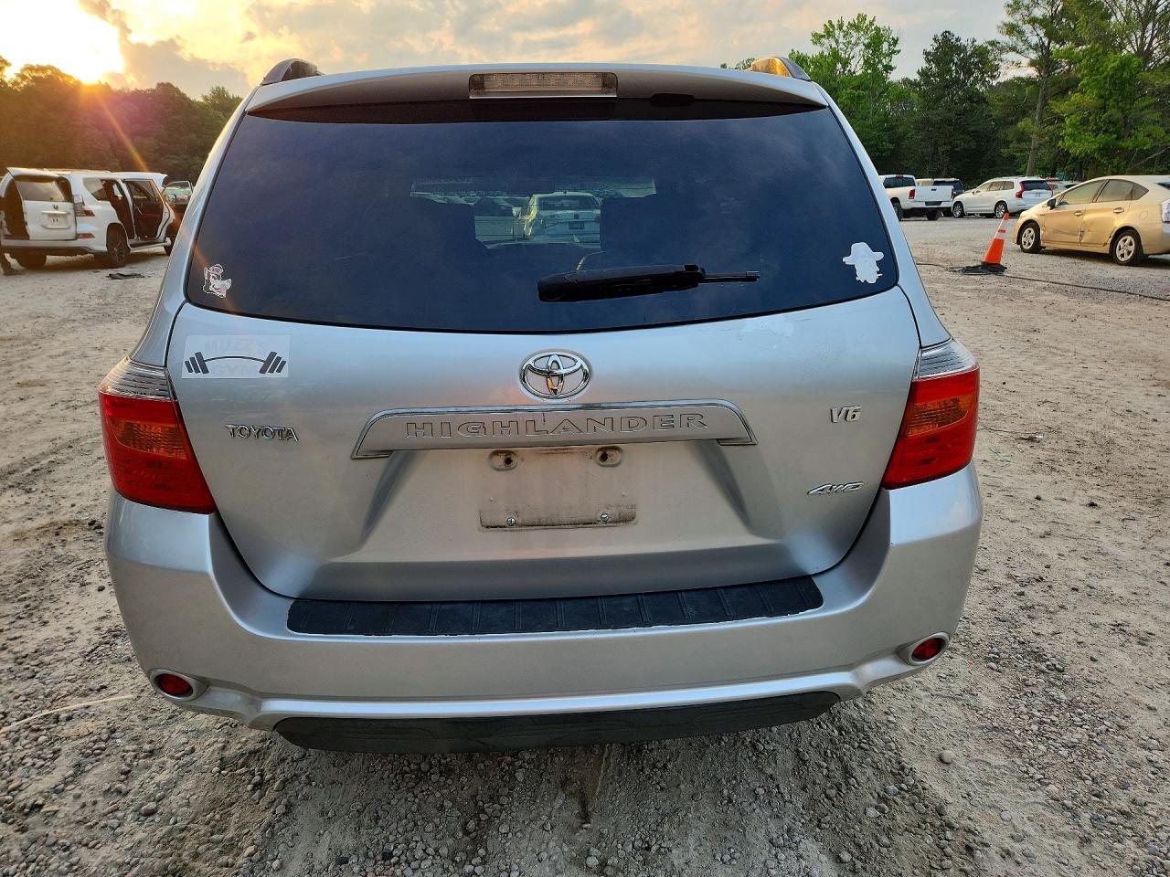 Toyota Highlander Base
