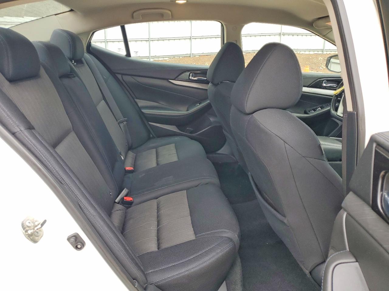 Nissan Maxima 3.5s