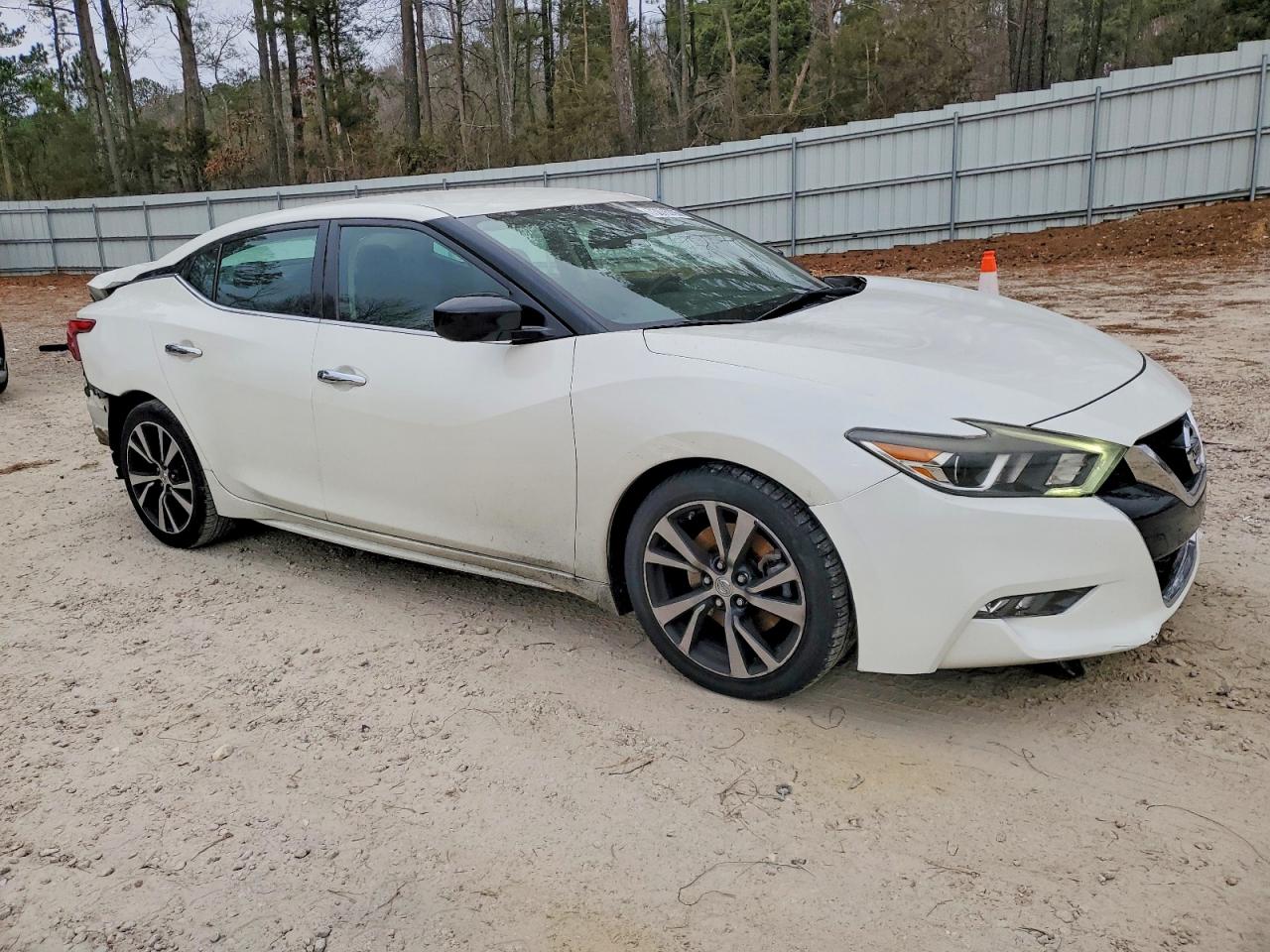 Nissan Maxima 3.5s