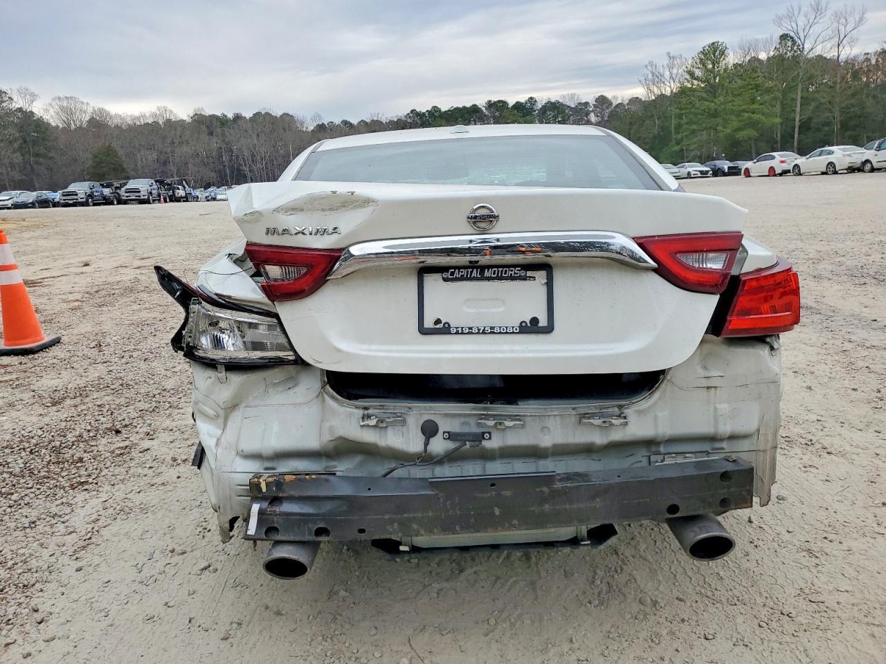 Nissan Maxima 3.5s
