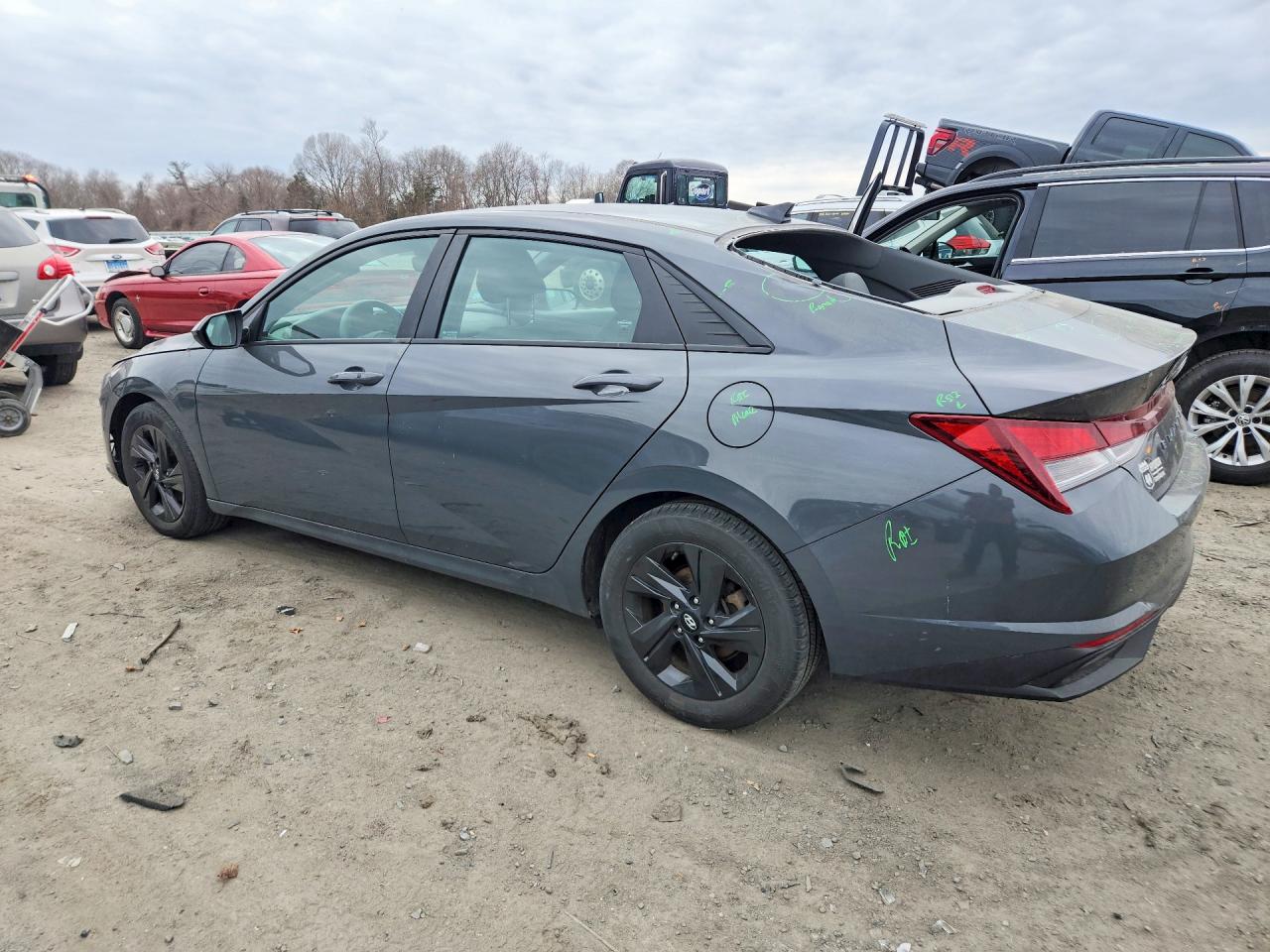 Hyundai ELANTRA Sel
