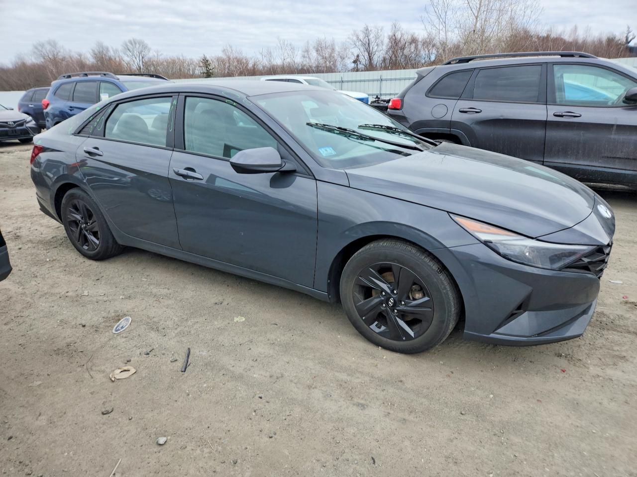 Hyundai ELANTRA Sel