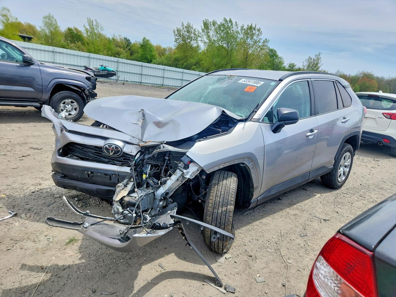 Salvage Toyota RAV4 Image