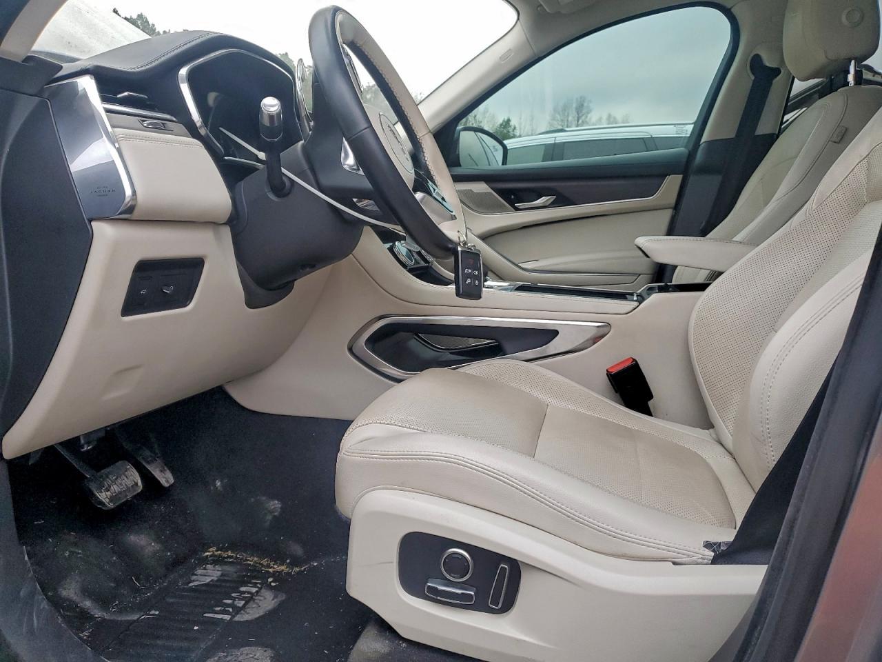 Jaguar F-PACE S