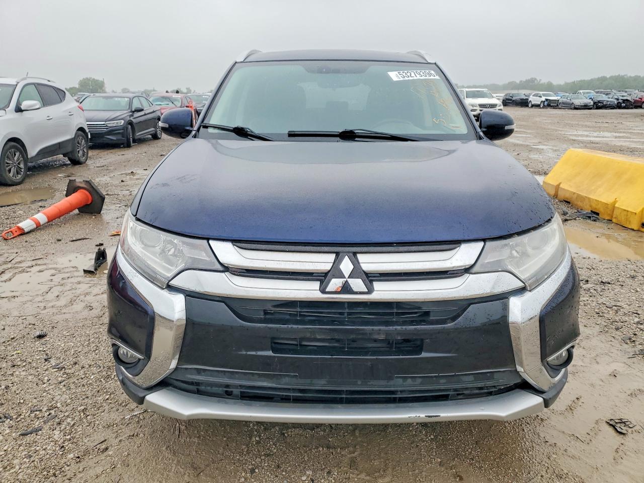Mitsubishi Outlander Se