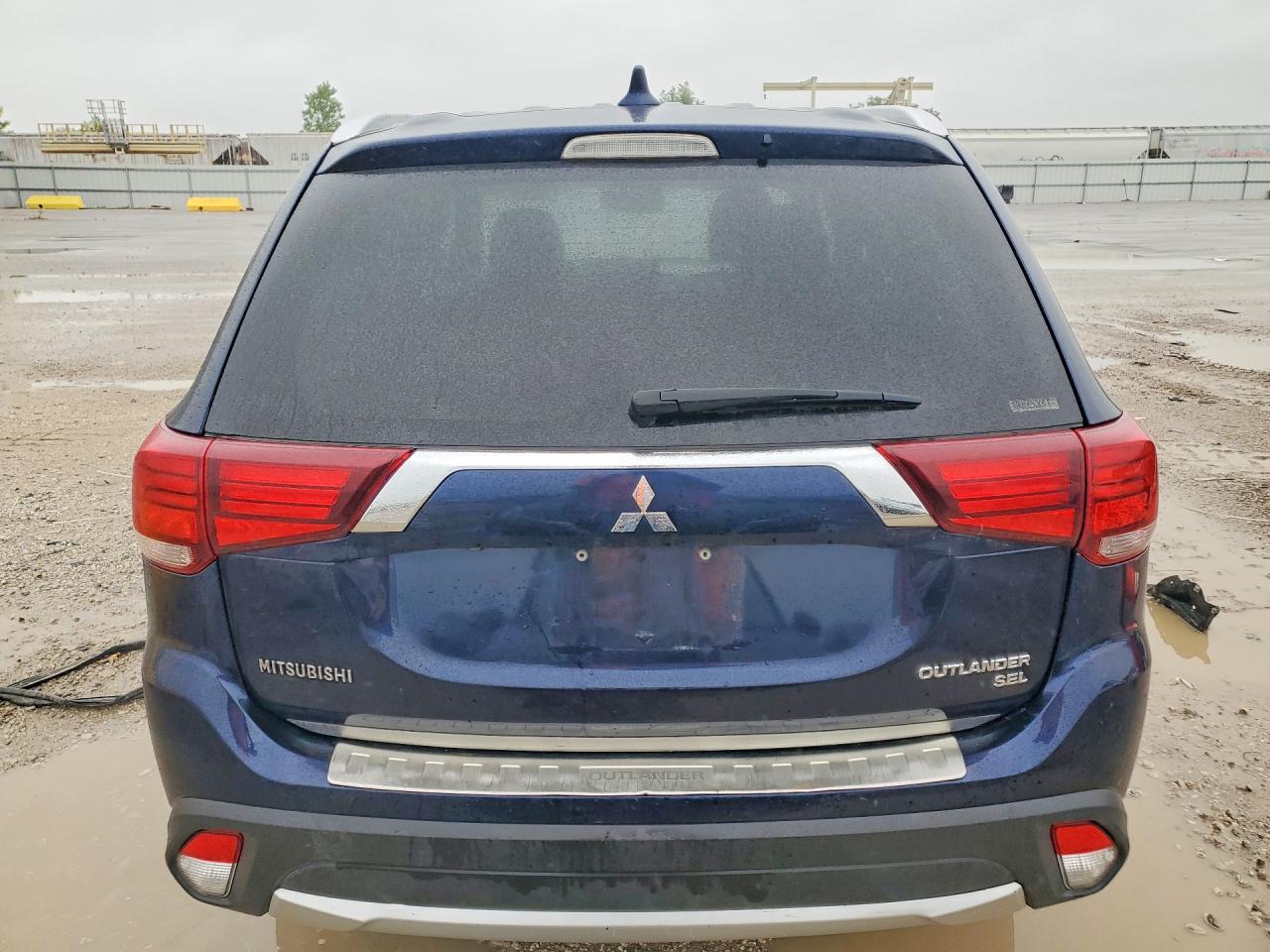 Mitsubishi Outlander Se