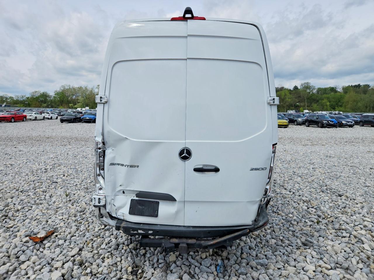 Mercedes-Benz Sprinter 2500