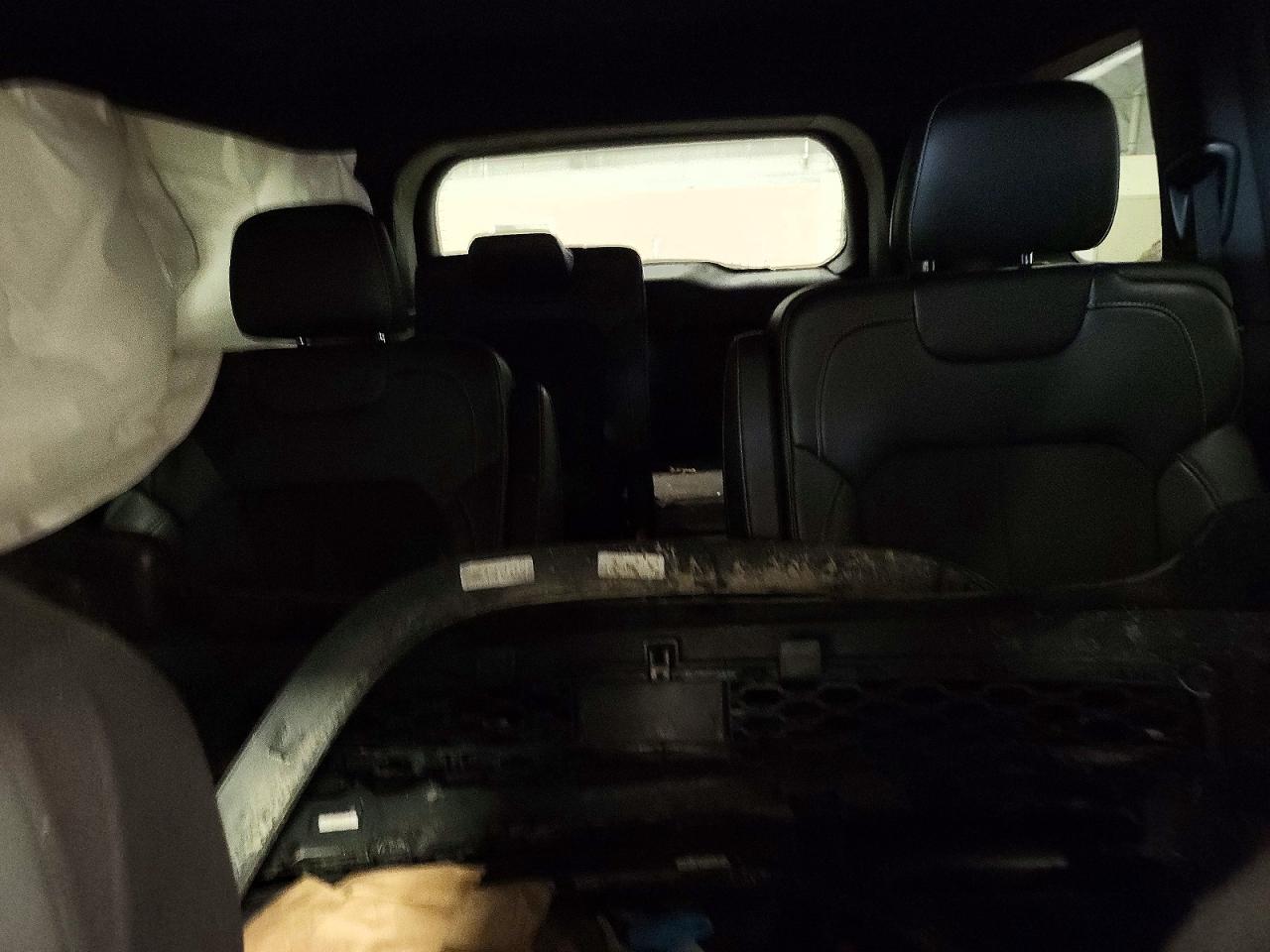 Jeep Cherokee L Laredo