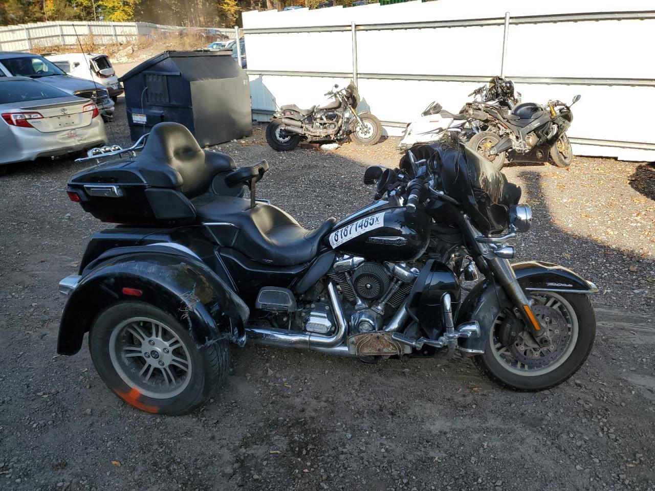 Salvage Harley-Davidson Fl Image