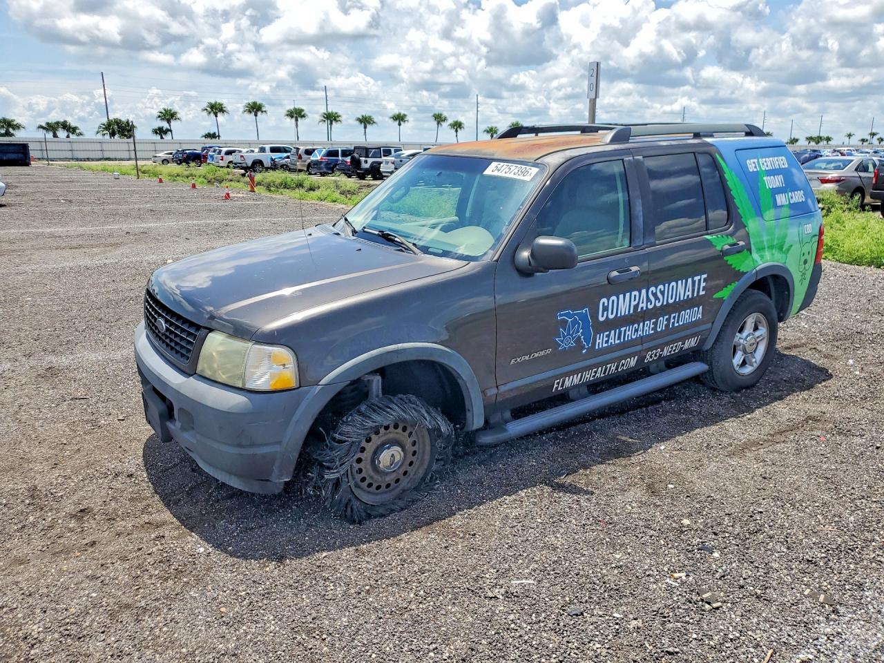 Salvage Ford Explorer Image