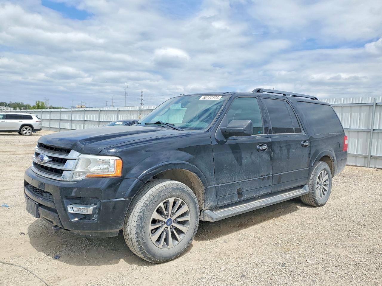 Salvage Ford Expedition Image