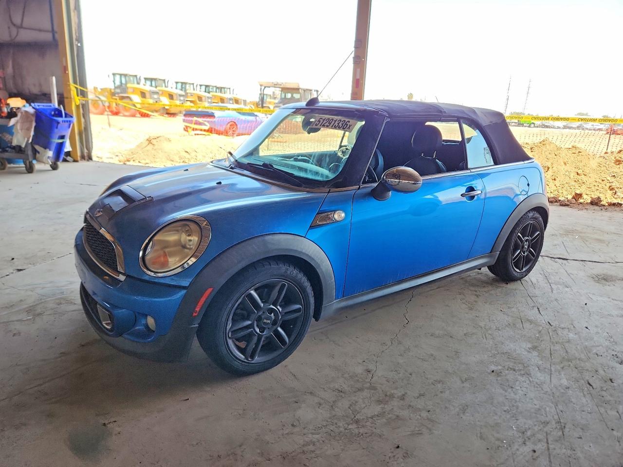 Salvage MINI Cooper Image