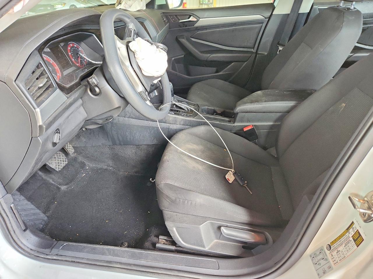 Volkswagen Jetta S