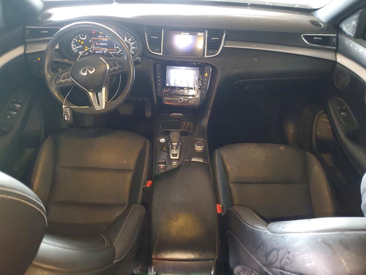INFINITI Qx Luxe