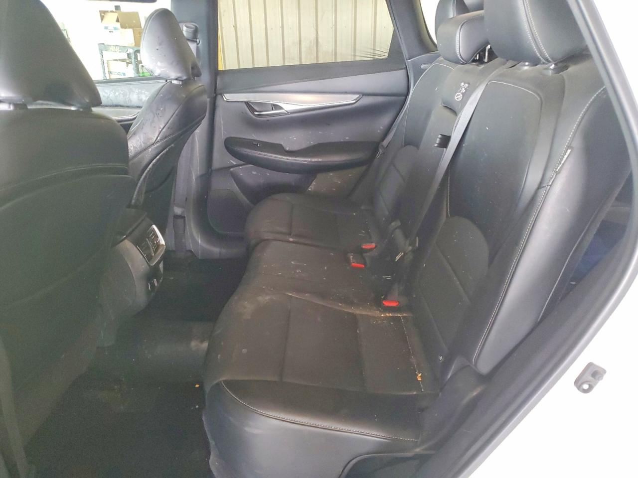 INFINITI Qx Luxe