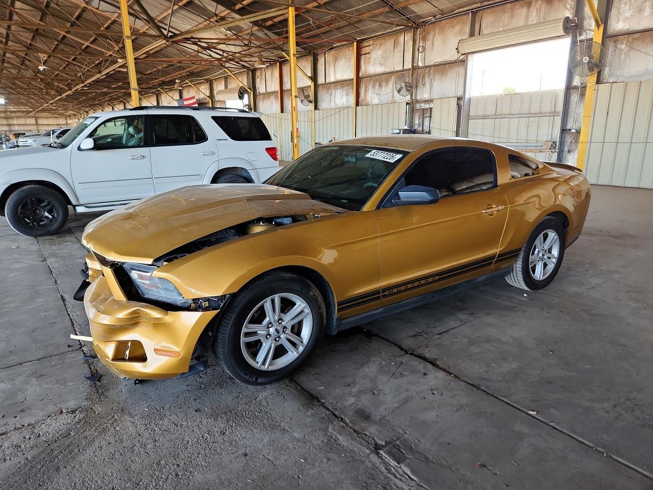 Salvage Ford Mustang Image