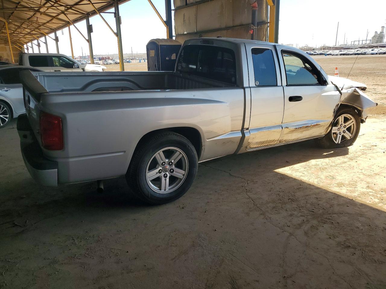 Dodge Dakota Sxt