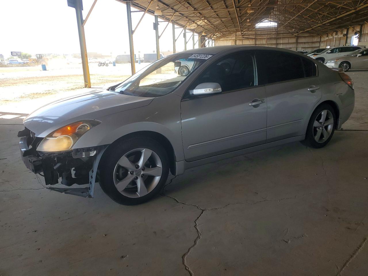Salvage Nissan Altima Image