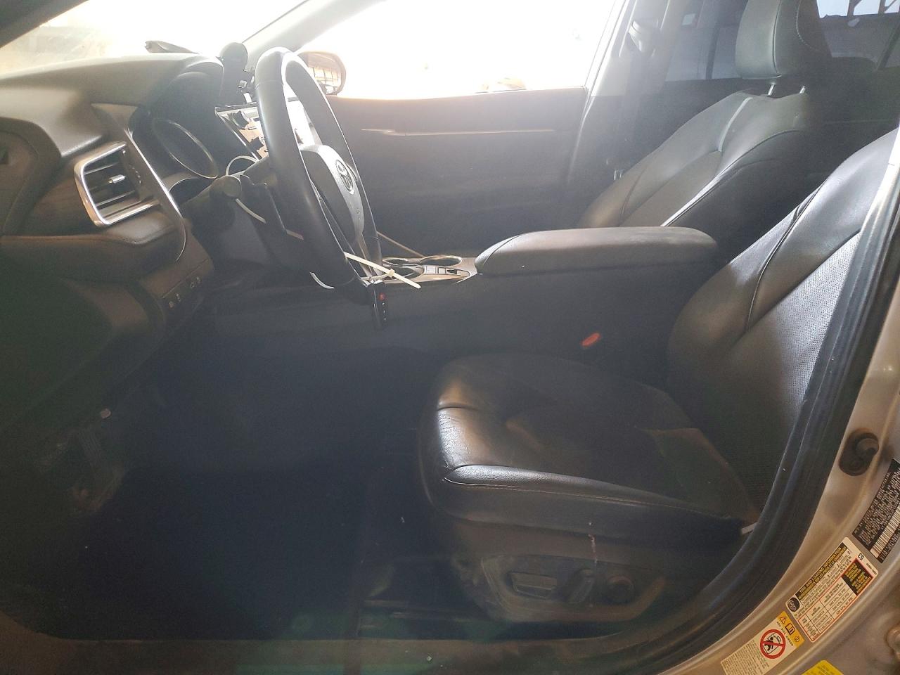 Toyota Camry Xse