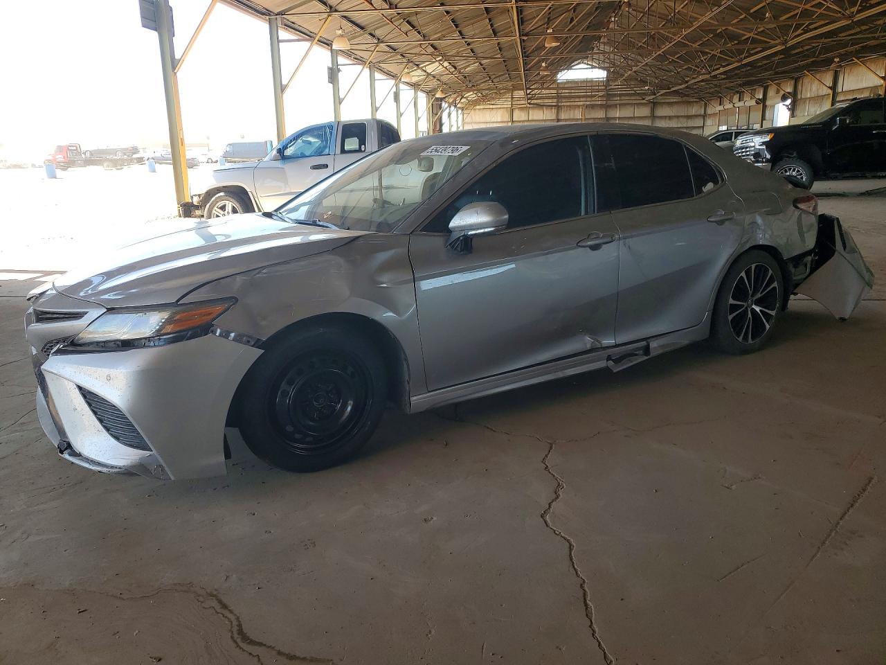 Salvage Toyota Camry Image