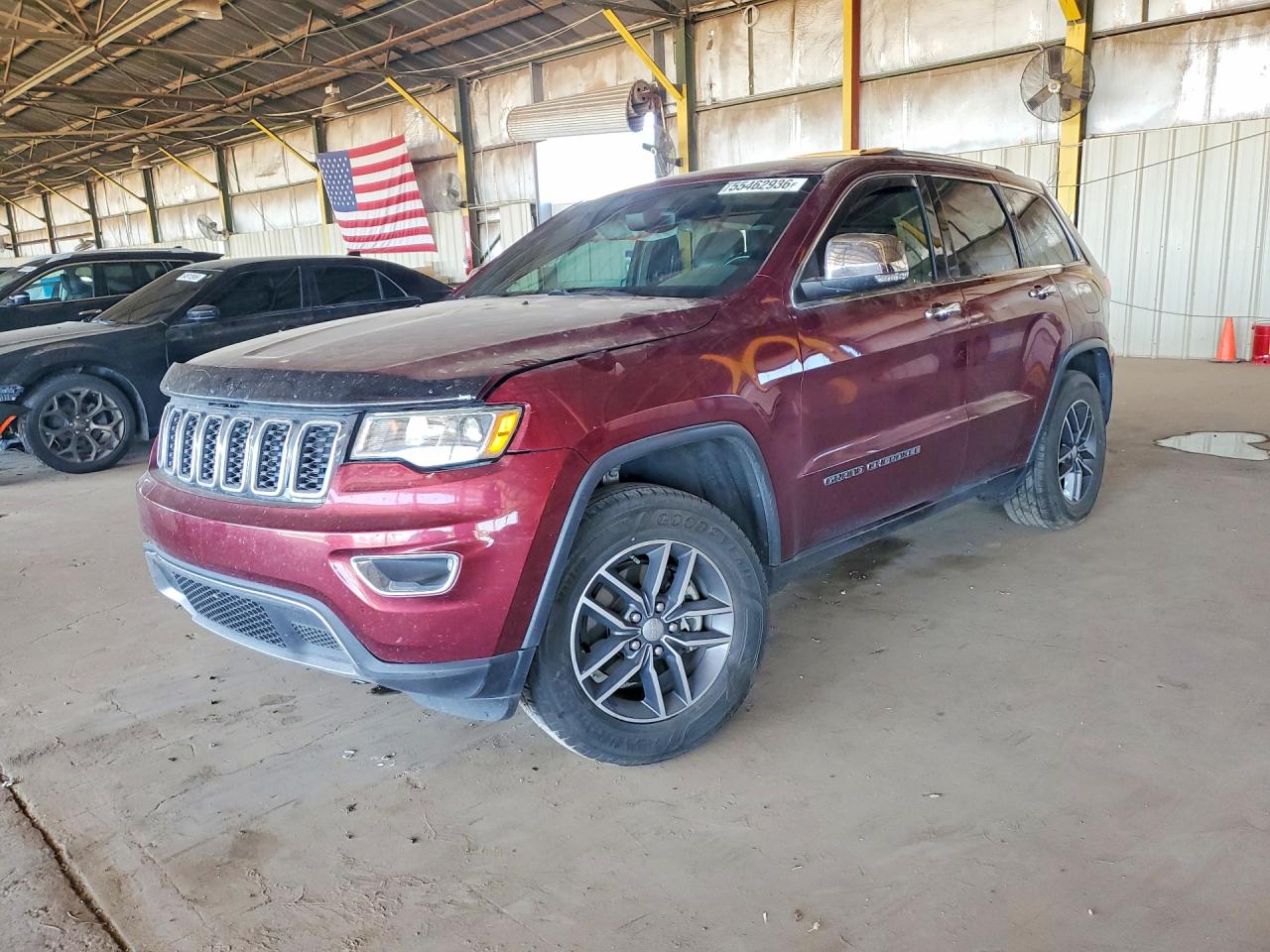 Salvage Jeep Cherokee Image