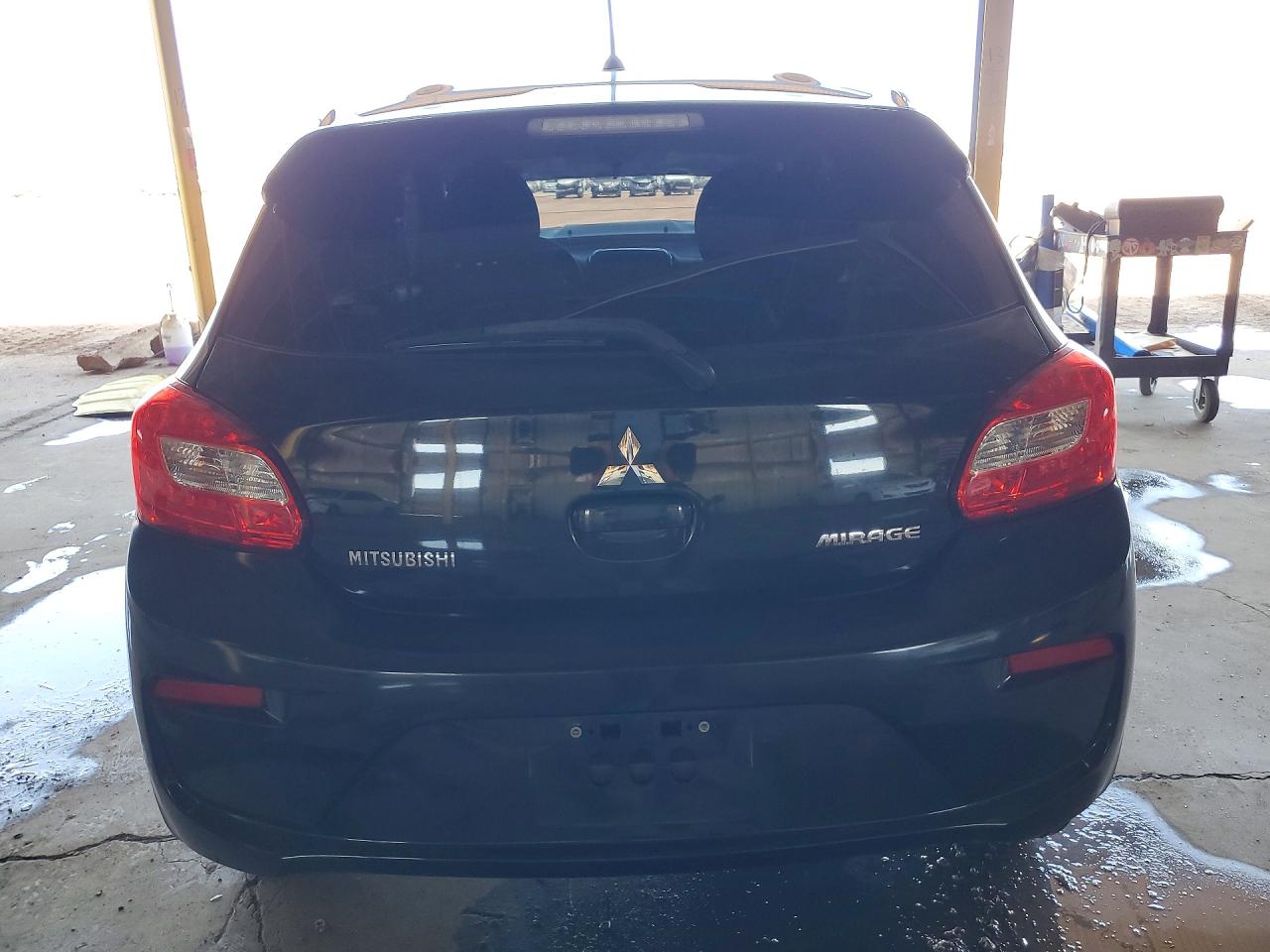 Mitsubishi Mirage Es