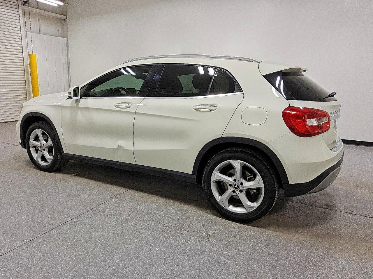 Mercedes-Benz GLA 250 4matic
