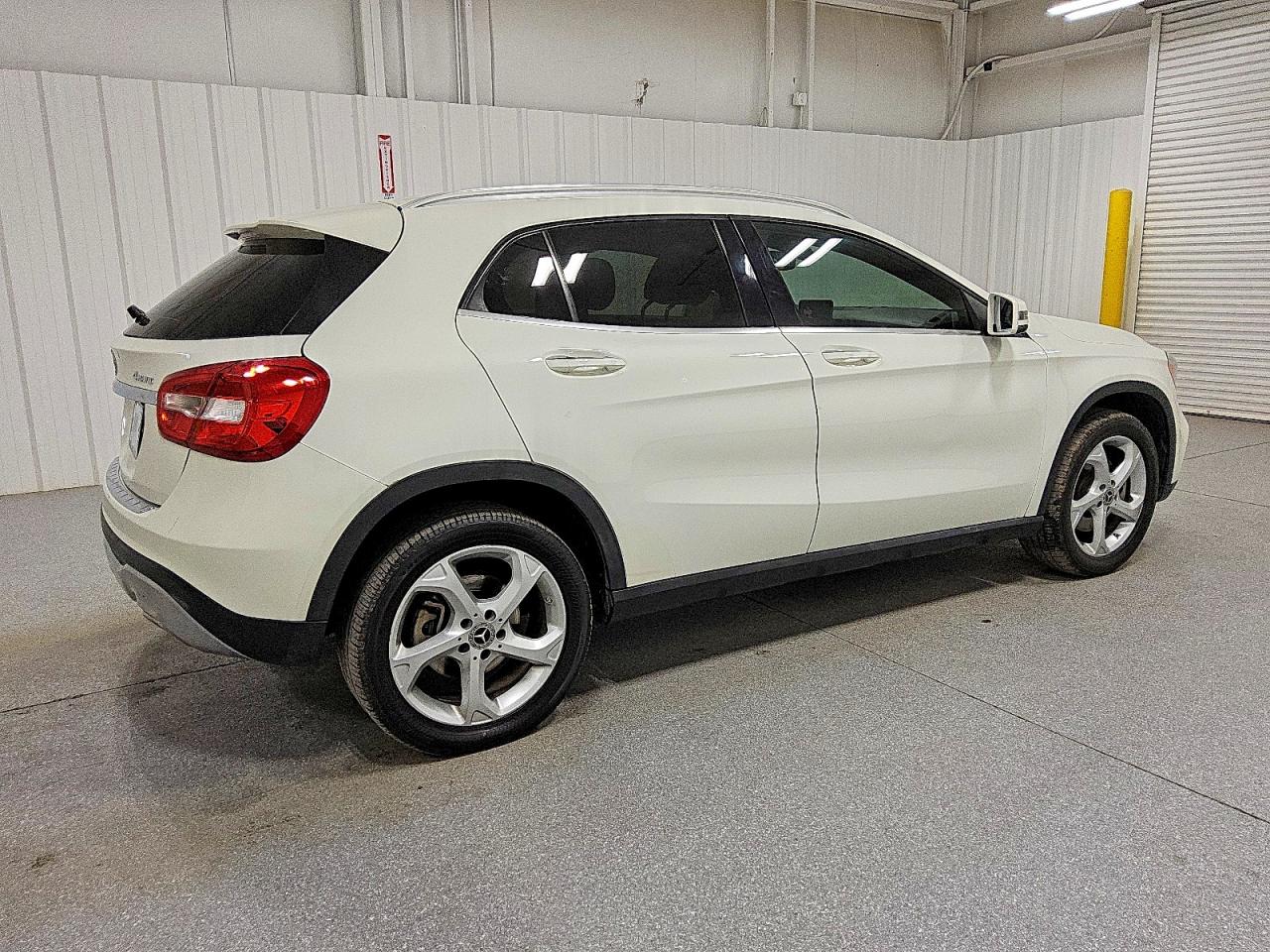 Mercedes-Benz GLA 250 4matic