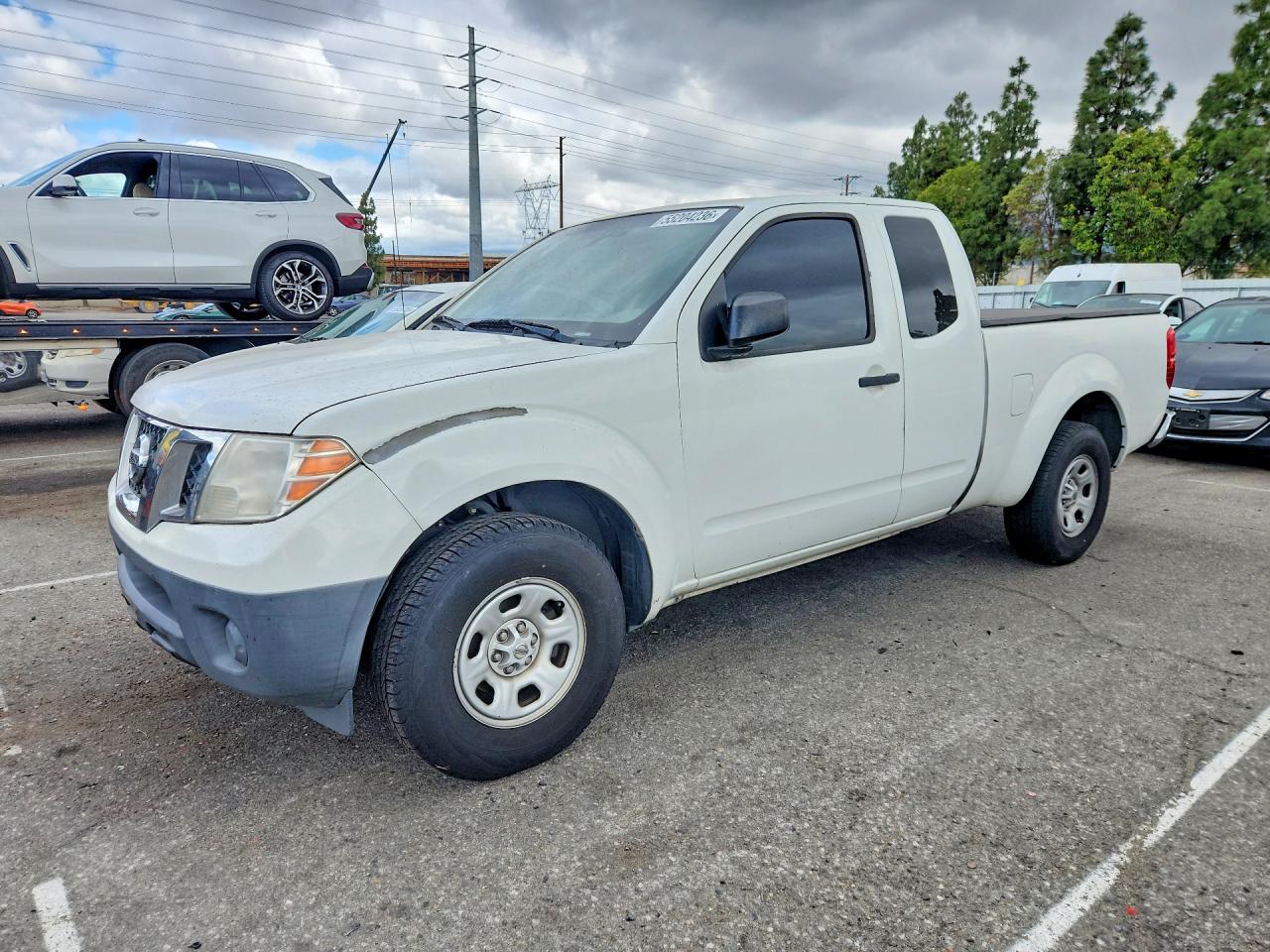 Salvage Nissan Frontier Image