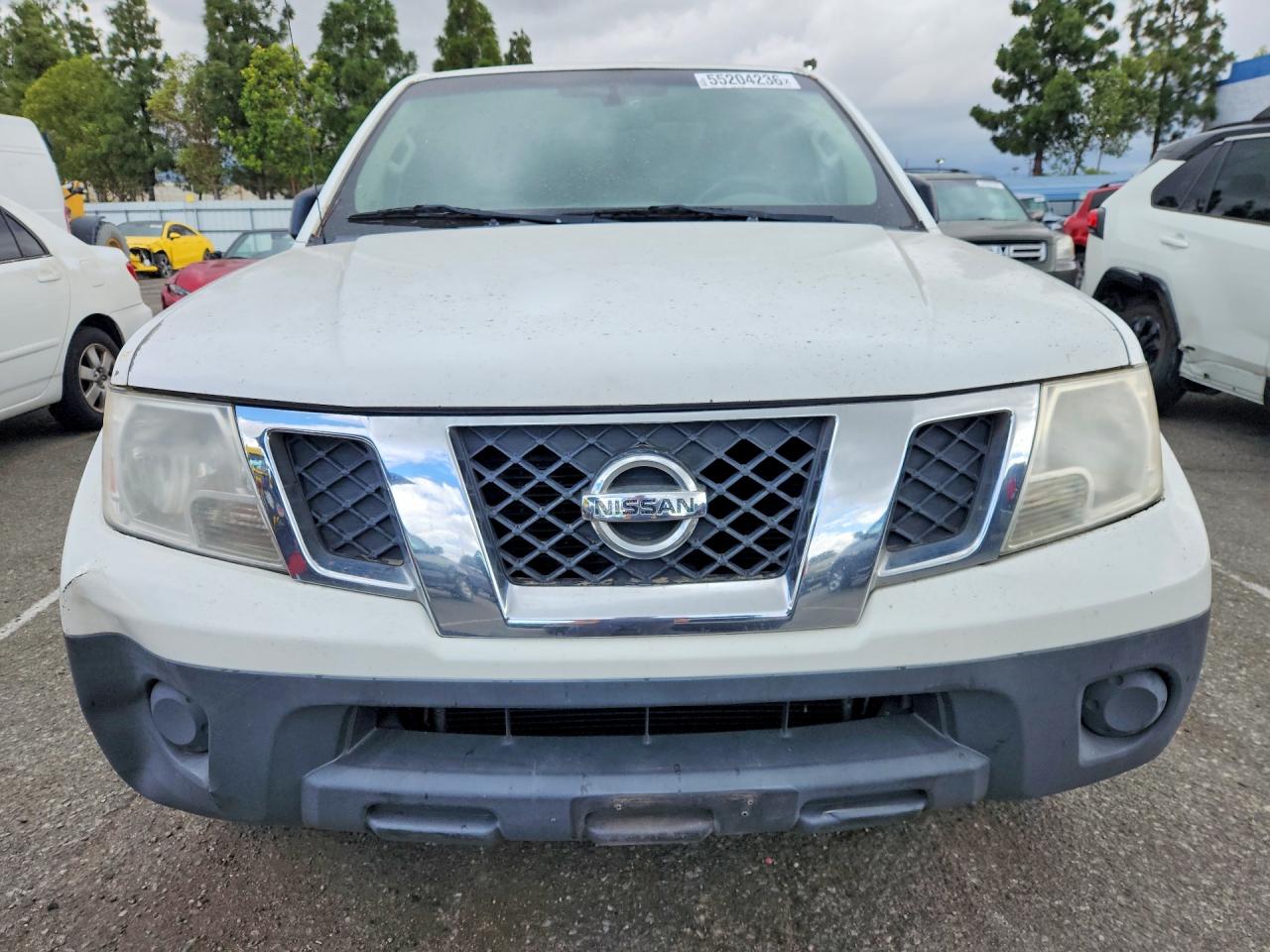 Nissan Frontier S