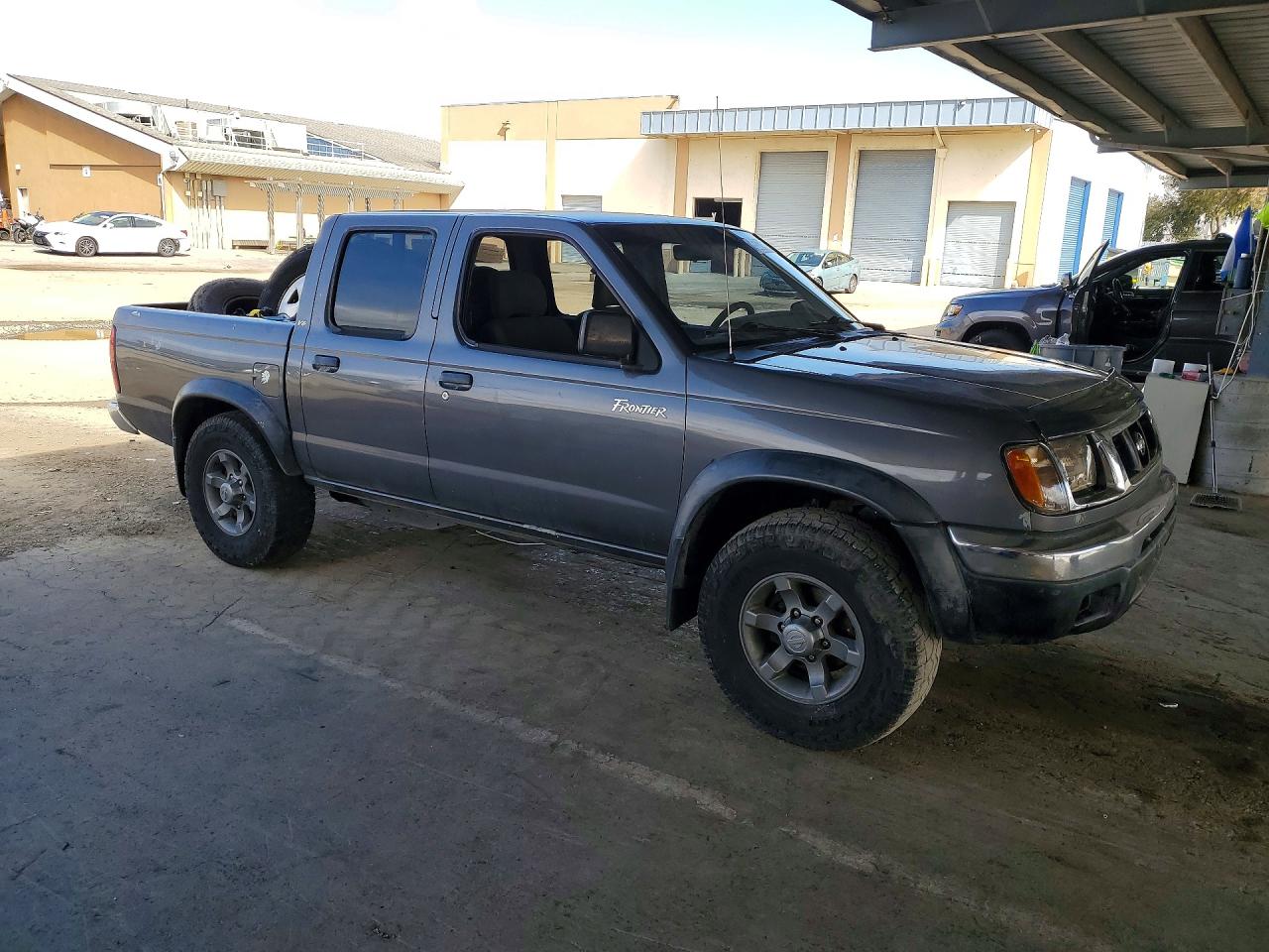 Nissan Frontier Xe
