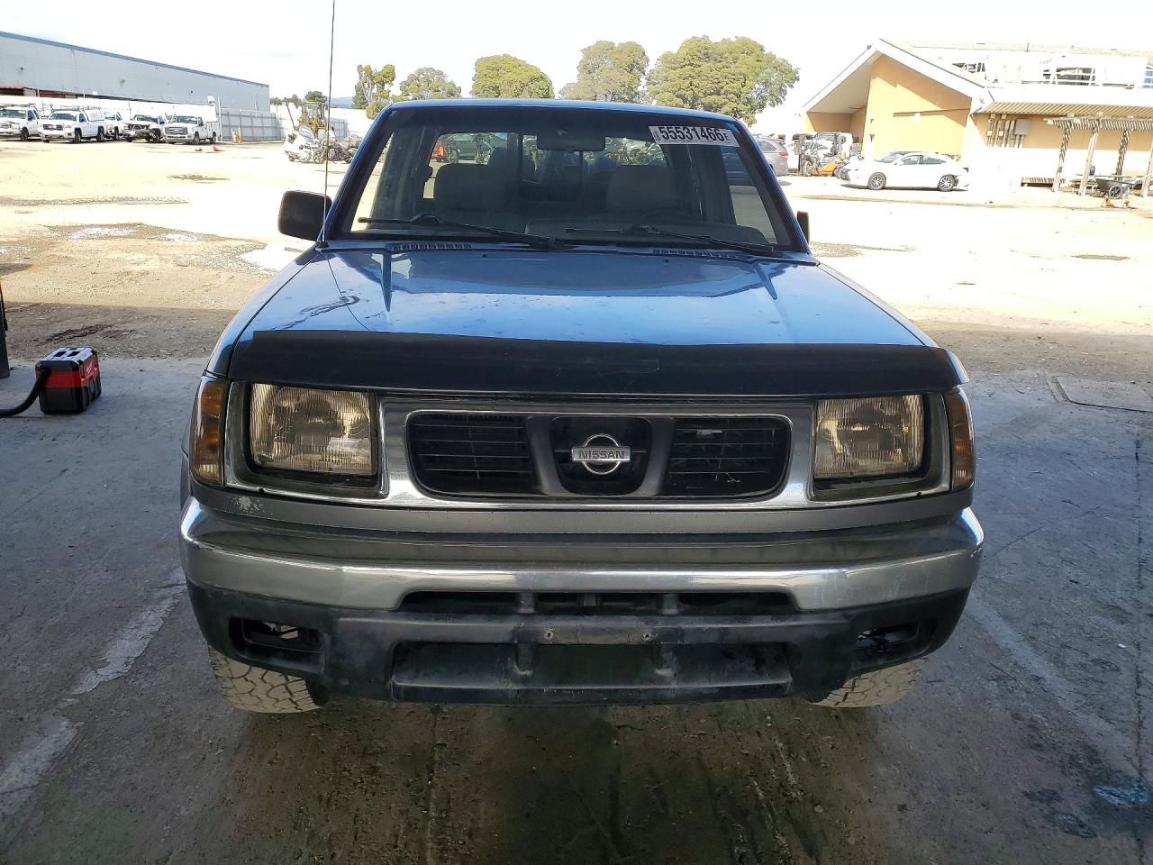 Nissan Frontier Xe