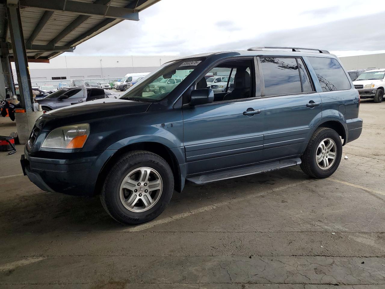 Salvage Honda Pilot Image