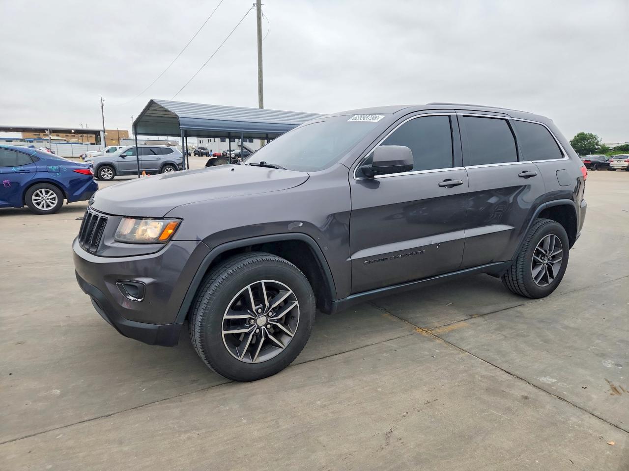 Salvage Jeep Cherokee Image