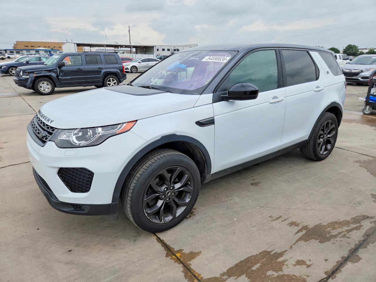 Salvage Land Rover Discovery Image